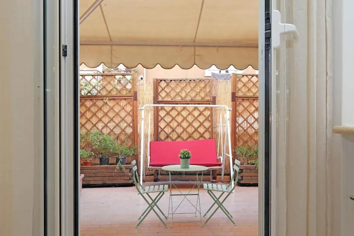 Apartment La Dolce Vita - Vatican Studio With Large Terrace Rome